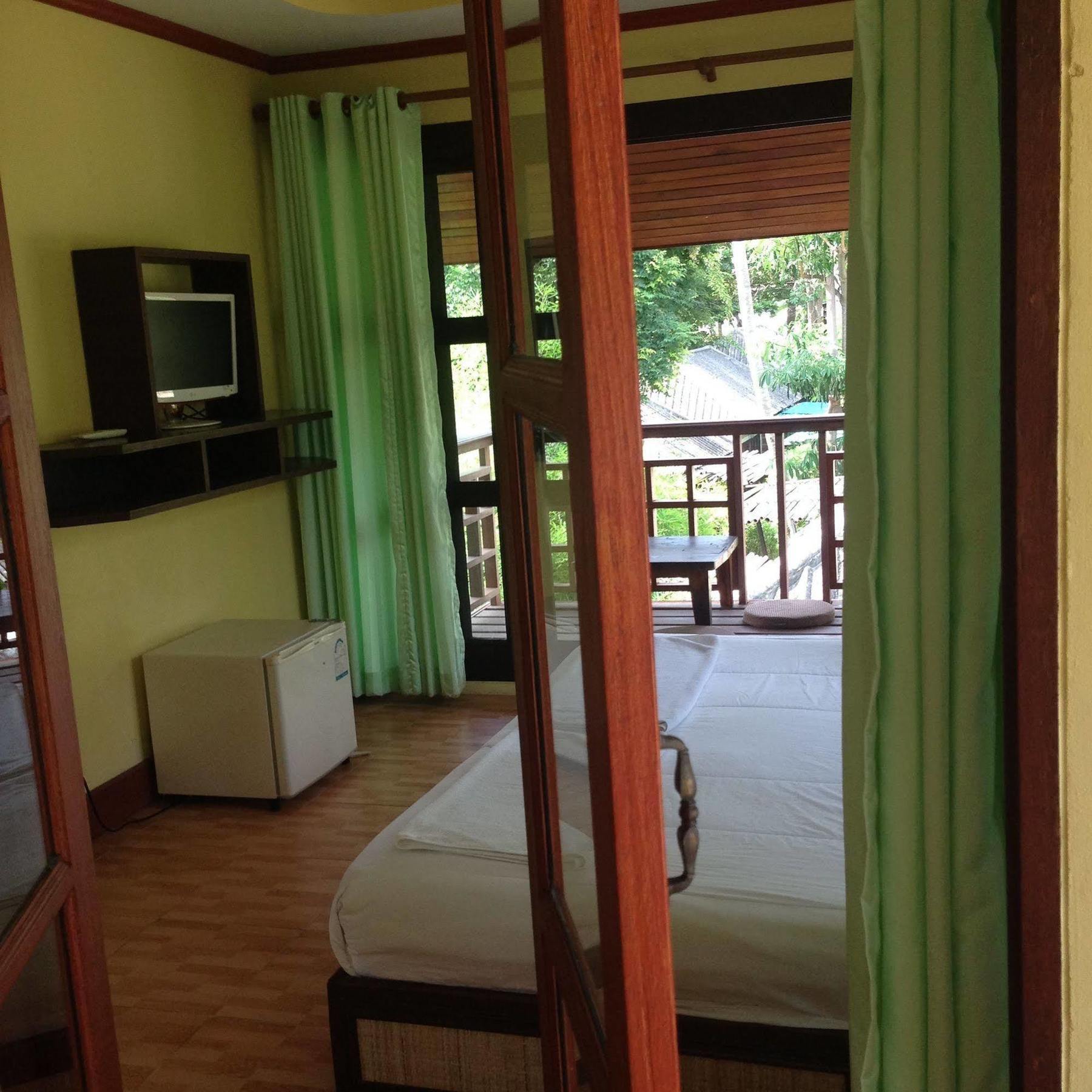 Hut Sun Bungalow Haad Son Exterior foto